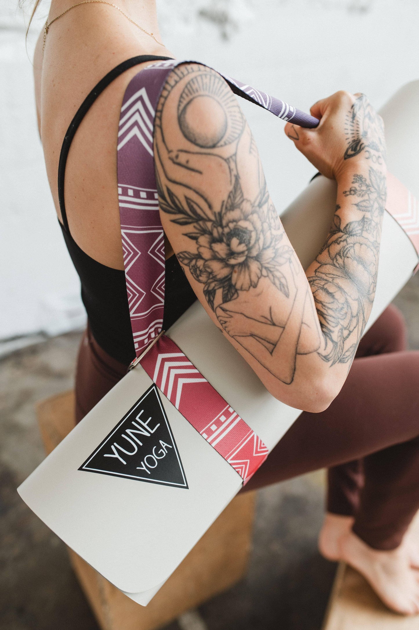 Cassady Yoga Strap – Pink Stretching Strap w/ Metal Buckles | Yune Yoga